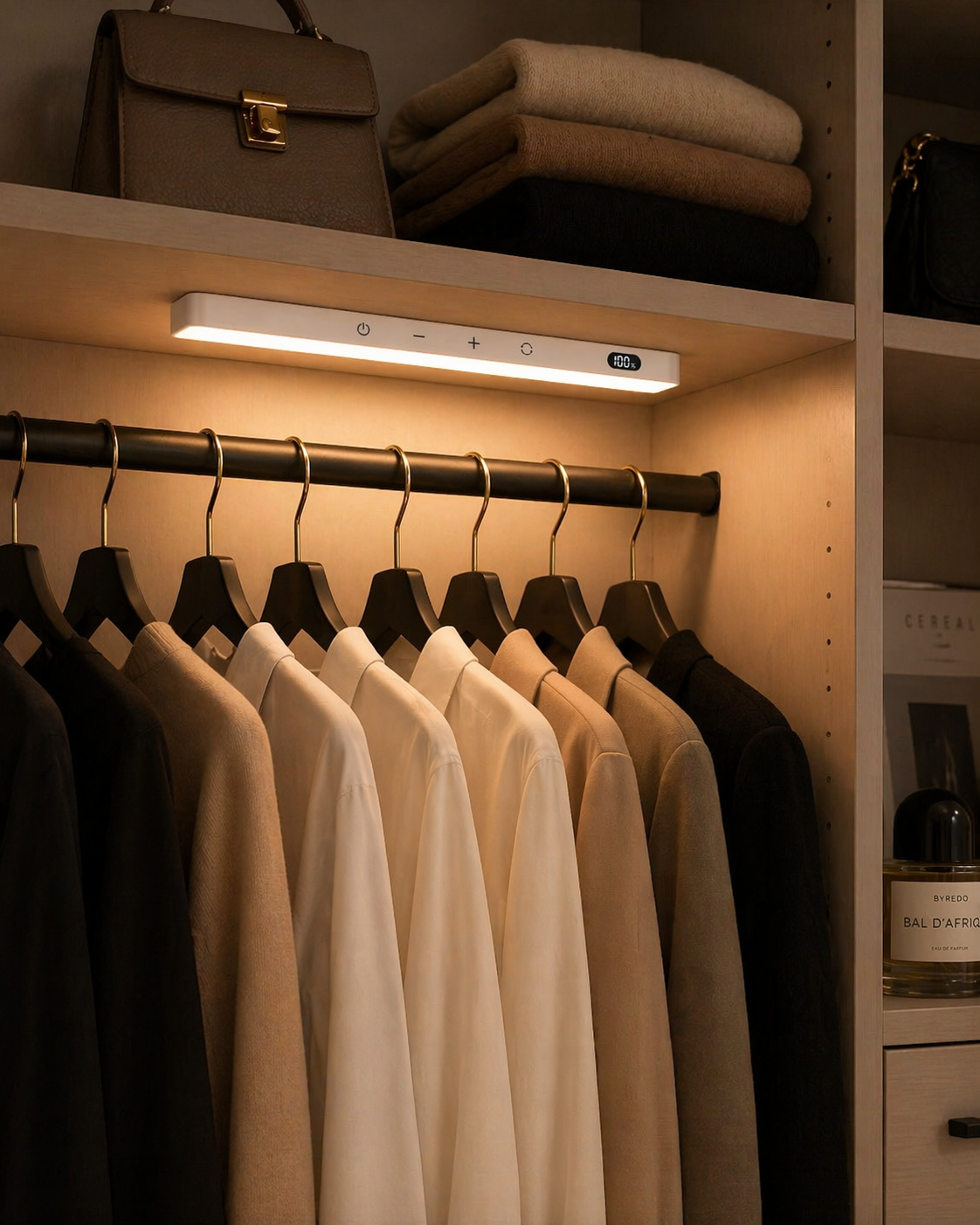 Lume Bar Light